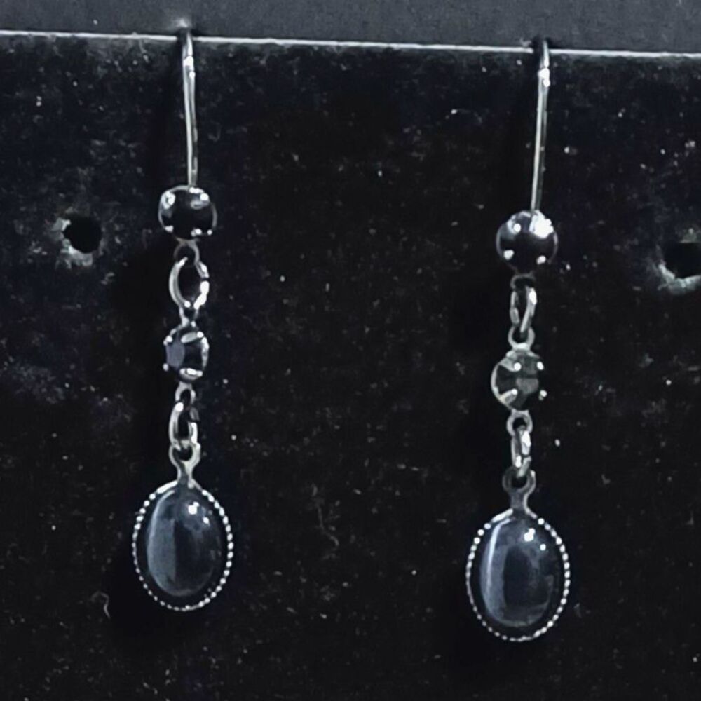 Silver-Toned Cat's Eye Dangle Earrings